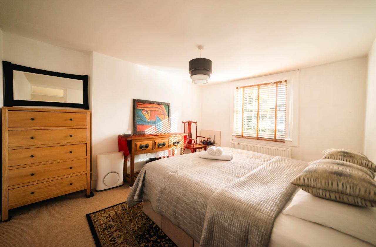 Stylish 2 Bedroom Flat In Camden Town Лондон Экстерьер фото