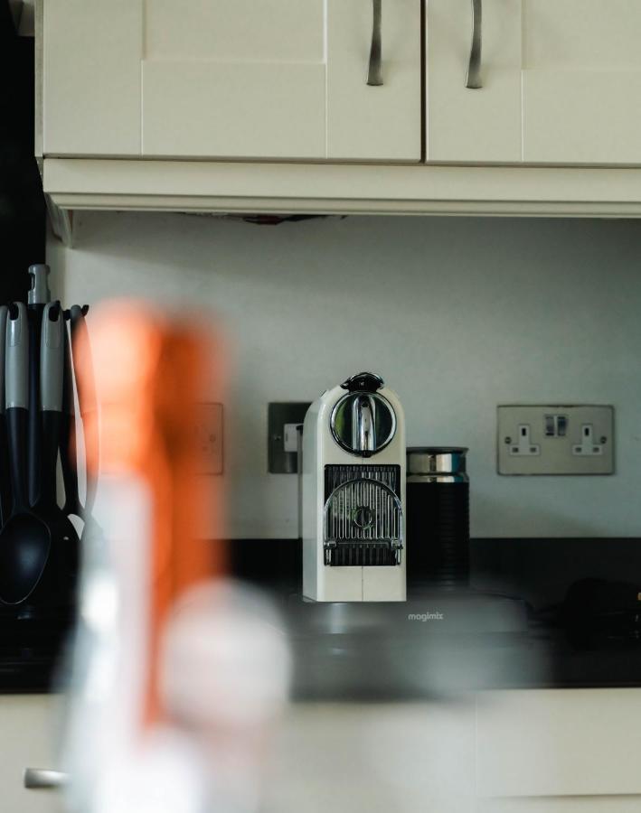 Stylish 2 Bedroom Flat In Camden Town Лондон Экстерьер фото