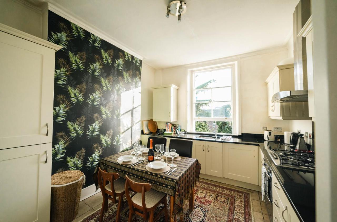 Stylish 2 Bedroom Flat In Camden Town Лондон Экстерьер фото